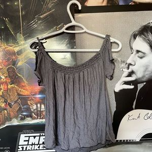 3/$30 American Eagle Off the Should Top